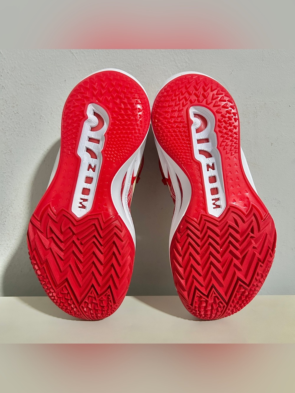 Nike Air Zoom GT Cut 2 TB “Uni Red” Men’s Size 5.5 Basketball Sneakers No Lid - Picture 8 of 11